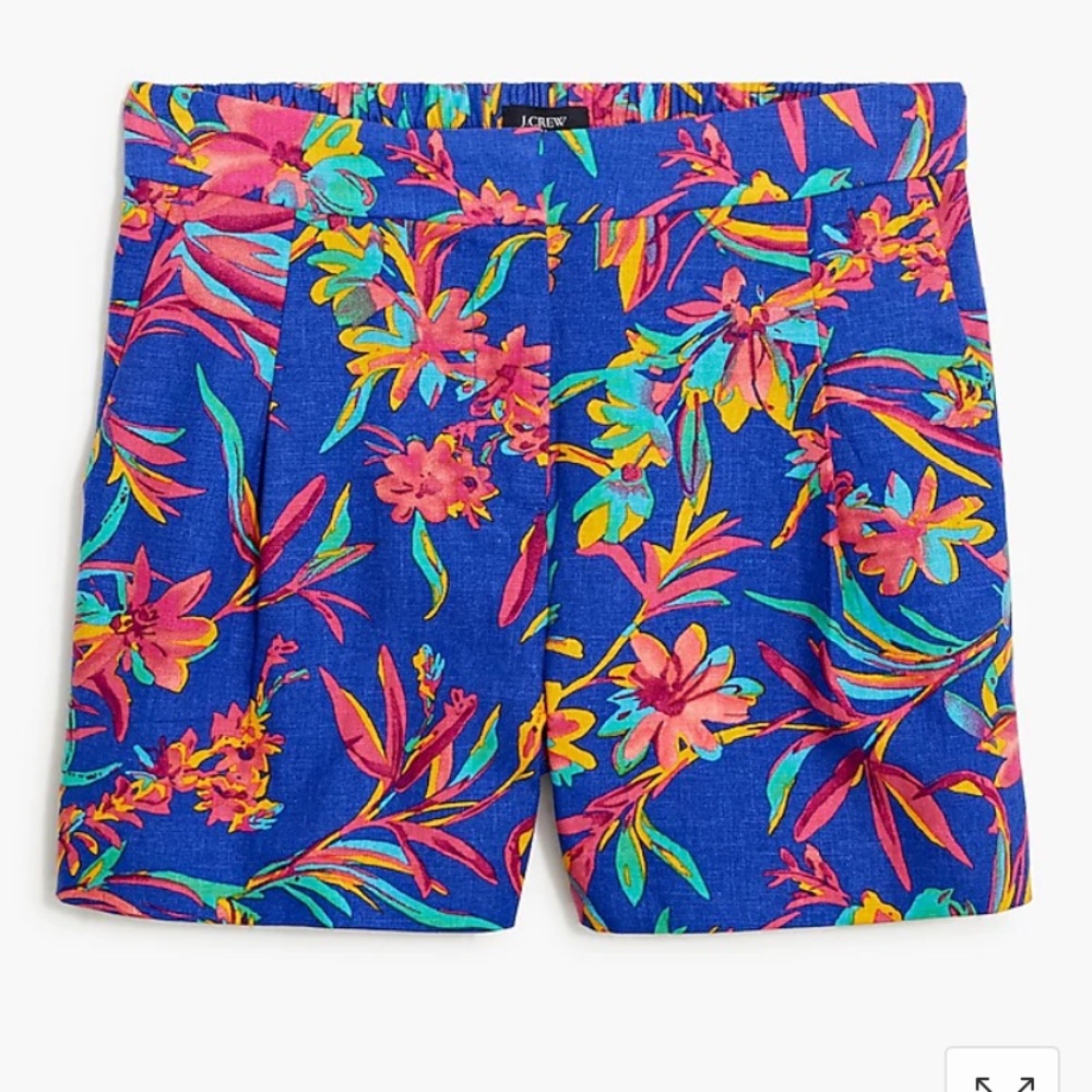 J Crew pleated pull on short B068